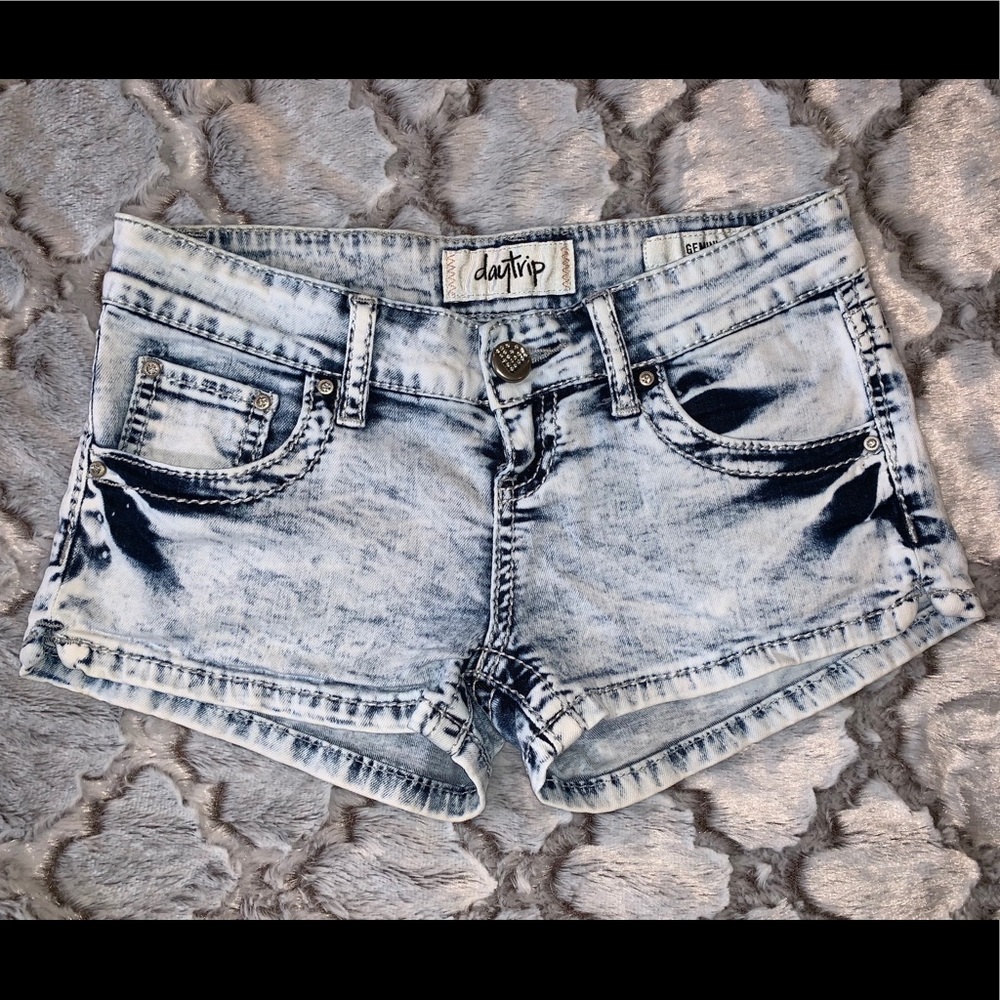 Daytrip Jean Shorts